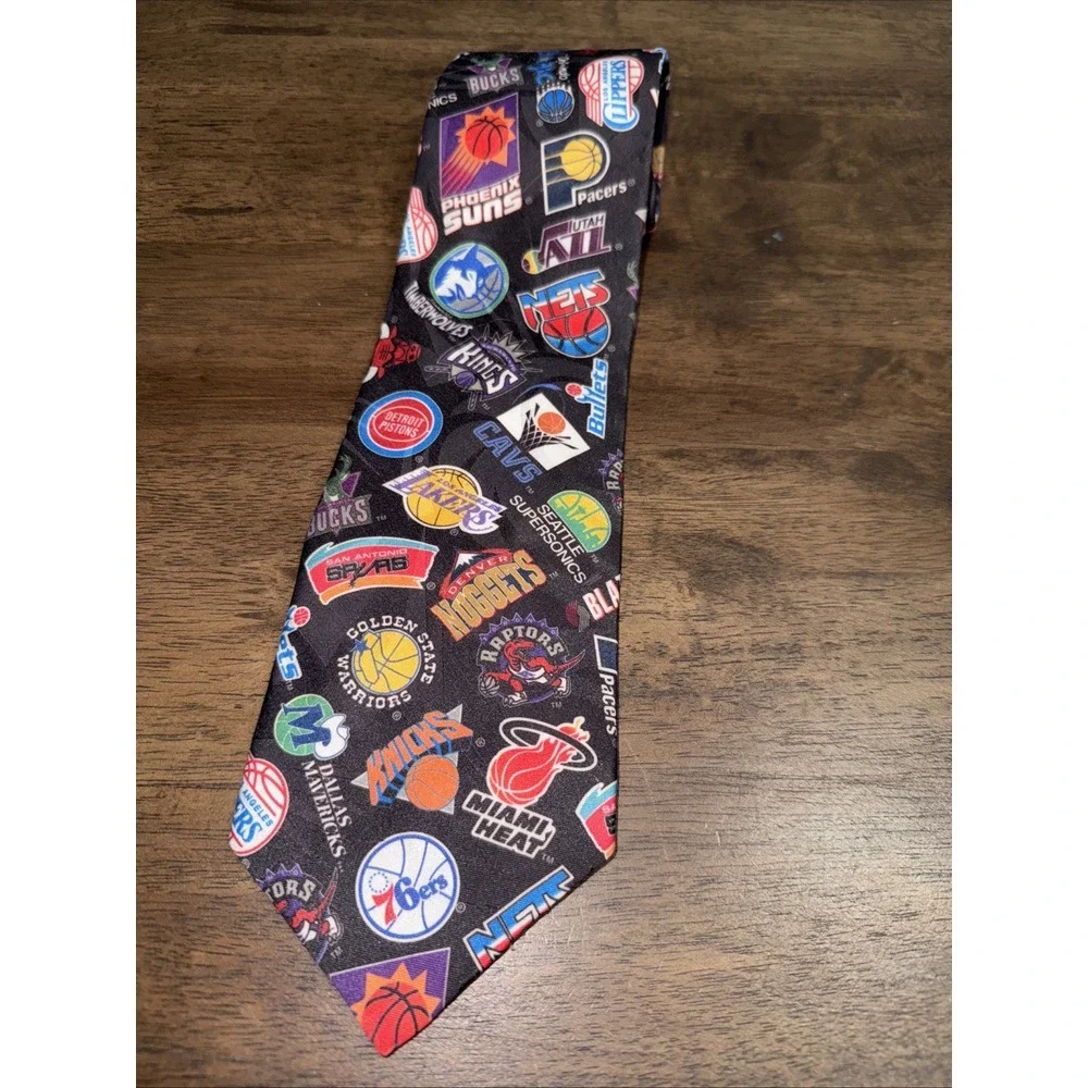 NBA Team Logo Necktie by Surrey Vintage 1994 Basketball Tie Jazz‎ Knicks Bulls